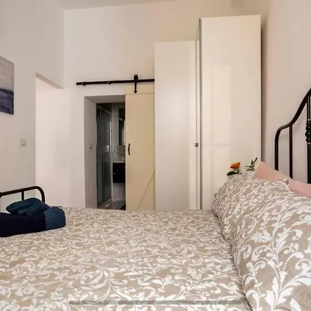 Leonidas's House * Roma